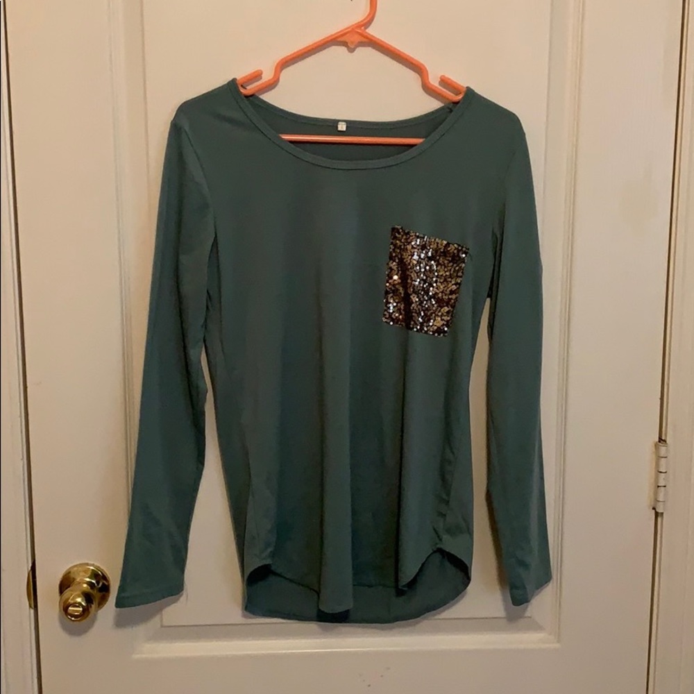 blue gold pocket tee shirt